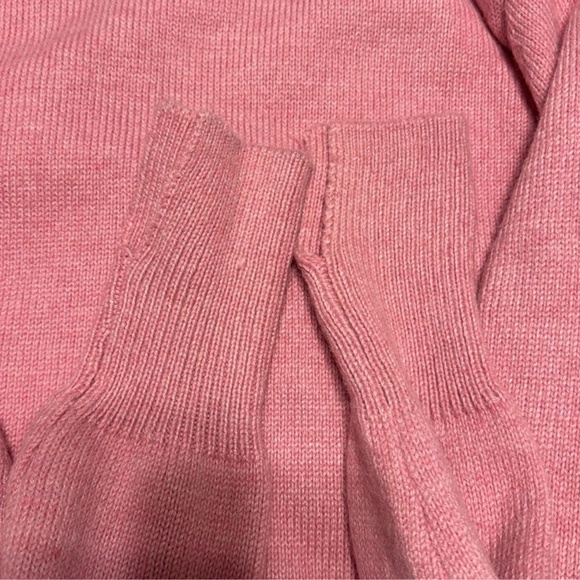 Bubblegum pink sweater - Picture 2 of 2